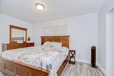 Charming ranch home in historic Forest Hills. If you're dreaming on Babe Zaharias Golf Course in Florida - for sale on GolfHomes.com, golf home, golf lot