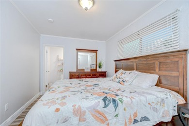 Charming ranch home in historic Forest Hills. If you're dreaming on Babe Zaharias Golf Course in Florida - for sale on GolfHomes.com, golf home, golf lot
