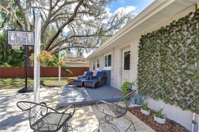 Charming ranch home in historic Forest Hills. If you're dreaming on Babe Zaharias Golf Course in Florida - for sale on GolfHomes.com, golf home, golf lot