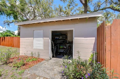 Charming ranch home in historic Forest Hills. If you're dreaming on Babe Zaharias Golf Course in Florida - for sale on GolfHomes.com, golf home, golf lot