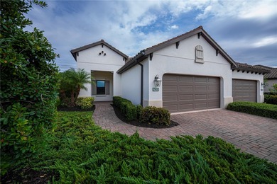 One or more photo(s) has been virtually staged. Welcome to your on Boca Royale Golf and Country Club in Florida - for sale on GolfHomes.com, golf home, golf lot