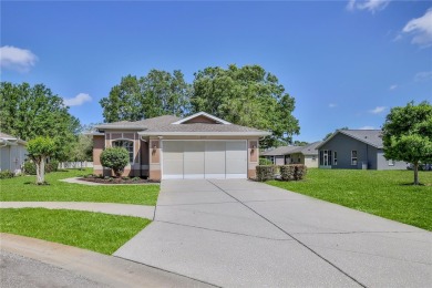Come Live in the Beautiful Gated Community of Silverthorn,
 on Silverthorn Country Club in Florida - for sale on GolfHomes.com, golf home, golf lot
