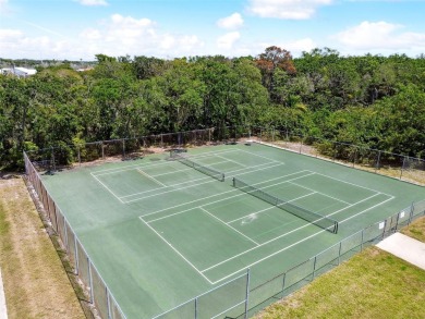 Welcome to this 1-bedroom, 1-bath oasis in Tarpon Springs on Tarpon Springs Golf Course in Florida - for sale on GolfHomes.com, golf home, golf lot
