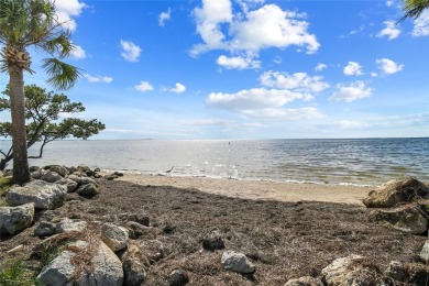 Welcome to this 1-bedroom, 1-bath oasis in Tarpon Springs on Tarpon Springs Golf Course in Florida - for sale on GolfHomes.com, golf home, golf lot