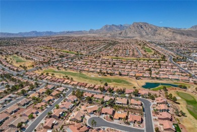 Charming single story home in the resort-style 55+ community of on Highland Falls Golf Club in Nevada - for sale on GolfHomes.com, golf home, golf lot