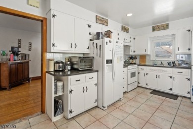 Charming & Move-In Ready! Fall in love with this beautiful on Hendricks Field Golf Course in New Jersey - for sale on GolfHomes.com, golf home, golf lot