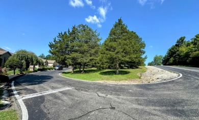 Beautiful and big, half acre, corner residential lot in the on Ledgestone Country Club and Golf Course in Missouri - for sale on GolfHomes.com, golf home, golf lot