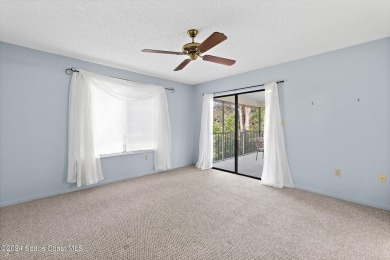 WELL MAINTAINED SPACIOUS END UNIT SECOND FLOOR CONDO WITH on Royal Oak Golf Club in Florida - for sale on GolfHomes.com, golf home, golf lot