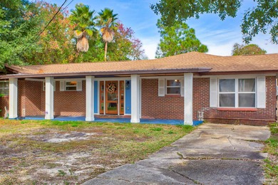 Enjoy the Florida living lifestyle in this 4 bed, 2 and a half on Tiger Point Golf and Country Club in Florida - for sale on GolfHomes.com, golf home, golf lot