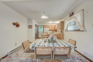 Golf-Course Living At Its Best! Well-Loved Pocono Contemporary on Pocono Farms Country Club in Pennsylvania - for sale on GolfHomes.com, golf home, golf lot