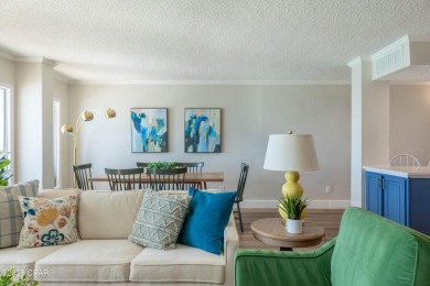 Located right next door to the fabulous TOOTSIES ORCHID LOUNGE on Signal Hill Golf Course, Inc. in Florida - for sale on GolfHomes.com, golf home, golf lot