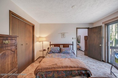 Golf-Course Living At Its Best! Well-Loved Pocono Contemporary on Pocono Farms Country Club in Pennsylvania - for sale on GolfHomes.com, golf home, golf lot