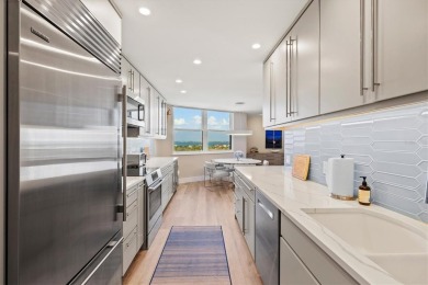 This TOTALLY RENOVATED ISLAND BEAUTY will charm the most on Links on Longboat Golf Club in Florida - for sale on GolfHomes.com, golf home, golf lot