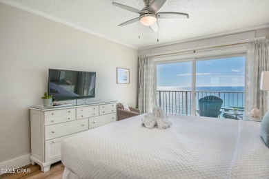Located right next door to the fabulous TOOTSIES ORCHID LOUNGE on Signal Hill Golf Course, Inc. in Florida - for sale on GolfHomes.com, golf home, golf lot