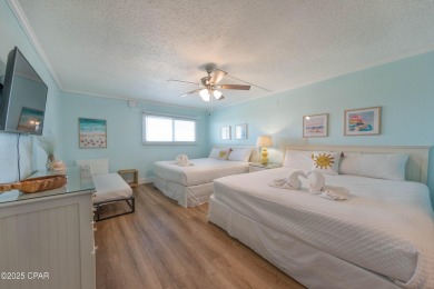 Located right next door to the fabulous TOOTSIES ORCHID LOUNGE on Signal Hill Golf Course, Inc. in Florida - for sale on GolfHomes.com, golf home, golf lot
