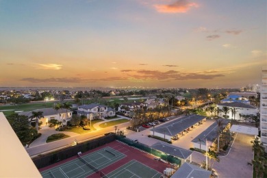 This TOTALLY RENOVATED ISLAND BEAUTY will charm the most on Links on Longboat Golf Club in Florida - for sale on GolfHomes.com, golf home, golf lot