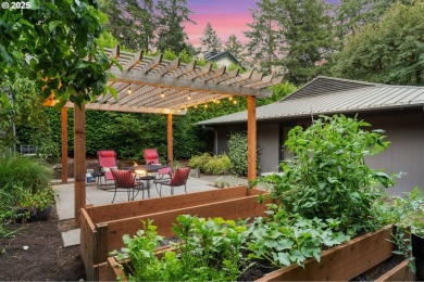 OPEN HOUSE: 06/21 11am-1pm. This thoughtfully designed on Oswego Lake Country Club in Oregon - for sale on GolfHomes.com, golf home, golf lot