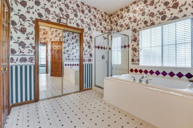 Stunning 3,700 sq ft traditional-contemporary home in a highly on Thorntree Country Club in Texas - for sale on GolfHomes.com, golf home, golf lot