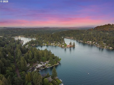 OPEN HOUSE: 06/21 11am-1pm. This thoughtfully designed on Oswego Lake Country Club in Oregon - for sale on GolfHomes.com, golf home, golf lot