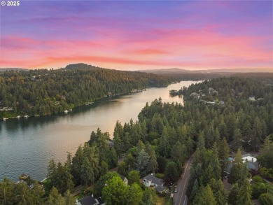 OPEN HOUSE: 06/21 11am-1pm. This thoughtfully designed on Oswego Lake Country Club in Oregon - for sale on GolfHomes.com, golf home, golf lot
