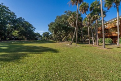 Custom, designer furnished upper-level villa with 2 Bedrooms, 2 on The Plantation Course At Edisto in South Carolina - for sale on GolfHomes.com, golf home, golf lot