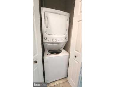 Generous $35K PRICE REDUCTION  for a very desirable unit in on Leisure World Golf Club in Maryland - for sale on GolfHomes.com, golf home, golf lot