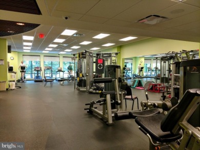 Generous $35K PRICE REDUCTION  for a very desirable unit in on Leisure World Golf Club in Maryland - for sale on GolfHomes.com, golf home, golf lot