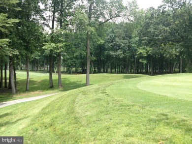 Generous $35K PRICE REDUCTION  for a very desirable unit in on Leisure World Golf Club in Maryland - for sale on GolfHomes.com, golf home, golf lot