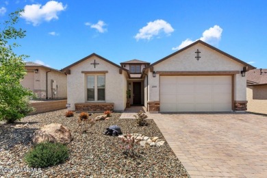 Your search is over. A beautiful newer home in the heart of the on StoneRidge Golf Course in Arizona - for sale on GolfHomes.com, golf home, golf lot