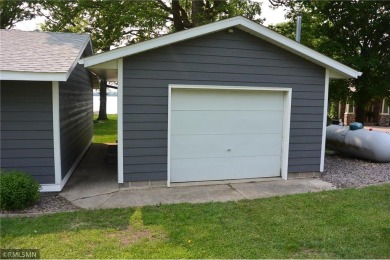 Take a look at this lake home across from Oakdale Country Club on Oakdale Country Club in Minnesota - for sale on GolfHomes.com, golf home, golf lot
