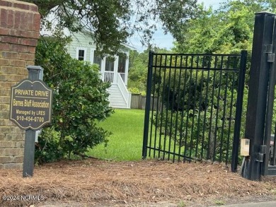 Easy to picture your dream home on this gorgeous, sprawling .93 on South Harbour Golf Links in North Carolina - for sale on GolfHomes.com, golf home, golf lot