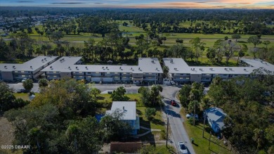 This beautifully remodeled 2-bedroom, 2-bathroom condo is on Daytona Beach Golf Club in Florida - for sale on GolfHomes.com, golf home, golf lot