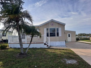 New Roof , New Flooring. New Electric, New Paint . Furnished on Riverwood Golf Club in Florida - for sale on GolfHomes.com, golf home, golf lot