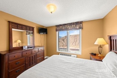 VACATION RENTALS ALLOWED! This Lovely 1 Bedroom 1 Bathroom fully on The Oasis Golf Club in Nevada - for sale on GolfHomes.com, golf home, golf lot