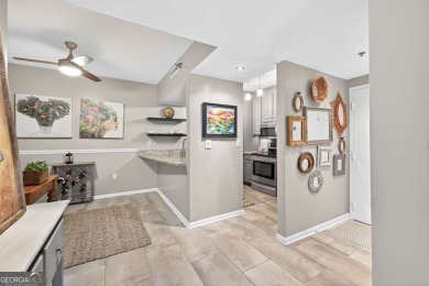 RARE 2 bedroom 2 bath in the heart of Midtown/Buckhead with a on Bobby Jones Golf Club in Georgia - for sale on GolfHomes.com, golf home, golf lot