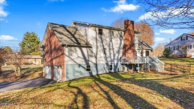 Absolutely Beautiful Cape Cod style HOME, in the well on Tri Cities Golf Club in Tennessee - for sale on GolfHomes.com, golf home, golf lot