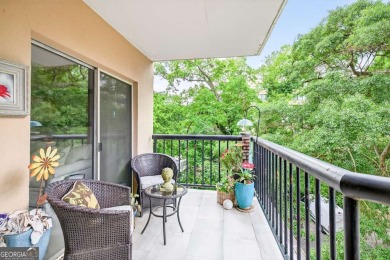 RARE 2 bedroom 2 bath in the heart of Midtown/Buckhead with a on Bobby Jones Golf Club in Georgia - for sale on GolfHomes.com, golf home, golf lot