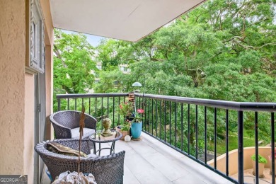 RARE 2 bedroom 2 bath in the heart of Midtown/Buckhead with a on Bobby Jones Golf Club in Georgia - for sale on GolfHomes.com, golf home, golf lot