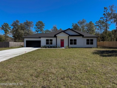 Introducing ''The Thomas,'' a stunning new construction by Cody on Keystone Heights Golf and Country Club in Florida - for sale on GolfHomes.com, golf home, golf lot