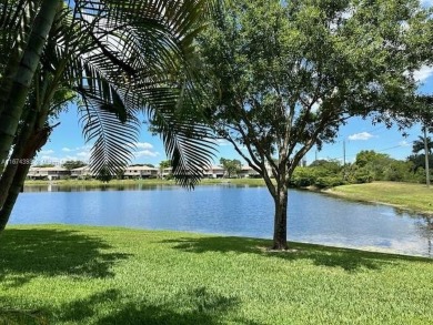 Beautiful Apartment in Pembroke Pines. This 2 bed, 2 bath condo on Pembroke Lakes Golf Club in Florida - for sale on GolfHomes.com, golf home, golf lot