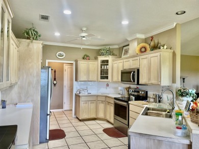 This Meadowlakes home is situated on the Hidden Falls Golf on Hidden Falls Golf Club in Texas - for sale on GolfHomes.com, golf home, golf lot