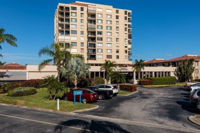 Under contract-accepting backup offers. Fantastic location for on Isla Del Sol Yacht and Country Club in Florida - for sale on GolfHomes.com, golf home, golf lot