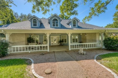 This CUSTOM, QUAINT AND COZY home- in the heart of MEADOWLAKES on Hidden Falls Golf Club in Texas - for sale on GolfHomes.com, golf home, golf lot