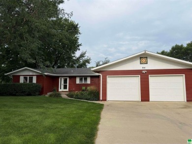 Let's take a look at 841 Country Club Dr. in Akron Iowa that's on Akron Golf Course in Iowa - for sale on GolfHomes.com, golf home, golf lot
