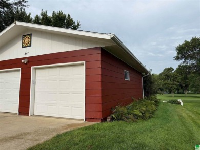 Let's take a look at 841 Country Club Dr. in Akron Iowa that's on Akron Golf Course in Iowa - for sale on GolfHomes.com, golf home, golf lot