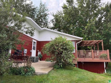 Let's take a look at 841 Country Club Dr. in Akron Iowa that's on Akron Golf Course in Iowa - for sale on GolfHomes.com, golf home, golf lot