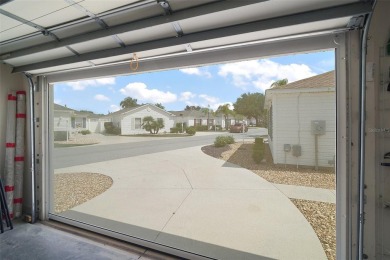 WOW! ONE-OWNER 2 bedroom, 2 bath Courtyard Villa! MOVE-IN READY on The Links of Spruce Creek in Florida - for sale on GolfHomes.com, golf home, golf lot