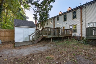 THIS PROPERTY IS CURRENTLY UNDER CONTRACT.  LOCATION!  VERY NICE on Kempsville Greens Municipal Golf Course in Virginia - for sale on GolfHomes.com, golf home, golf lot