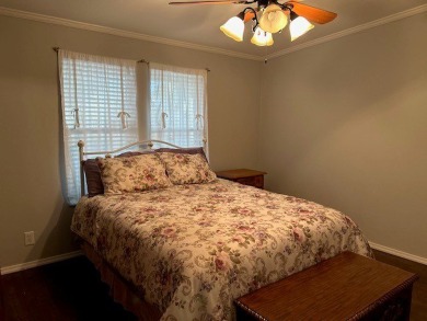 This Fully Furnished 3 Bedroom, 2 Bath home features real wood on Scotland Yards Golf Club in Florida - for sale on GolfHomes.com, golf home, golf lot