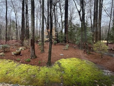 Discover this beautifully updated 2,136 sq. ft. home in the on King Carter Golf Course in Virginia - for sale on GolfHomes.com, golf home, golf lot